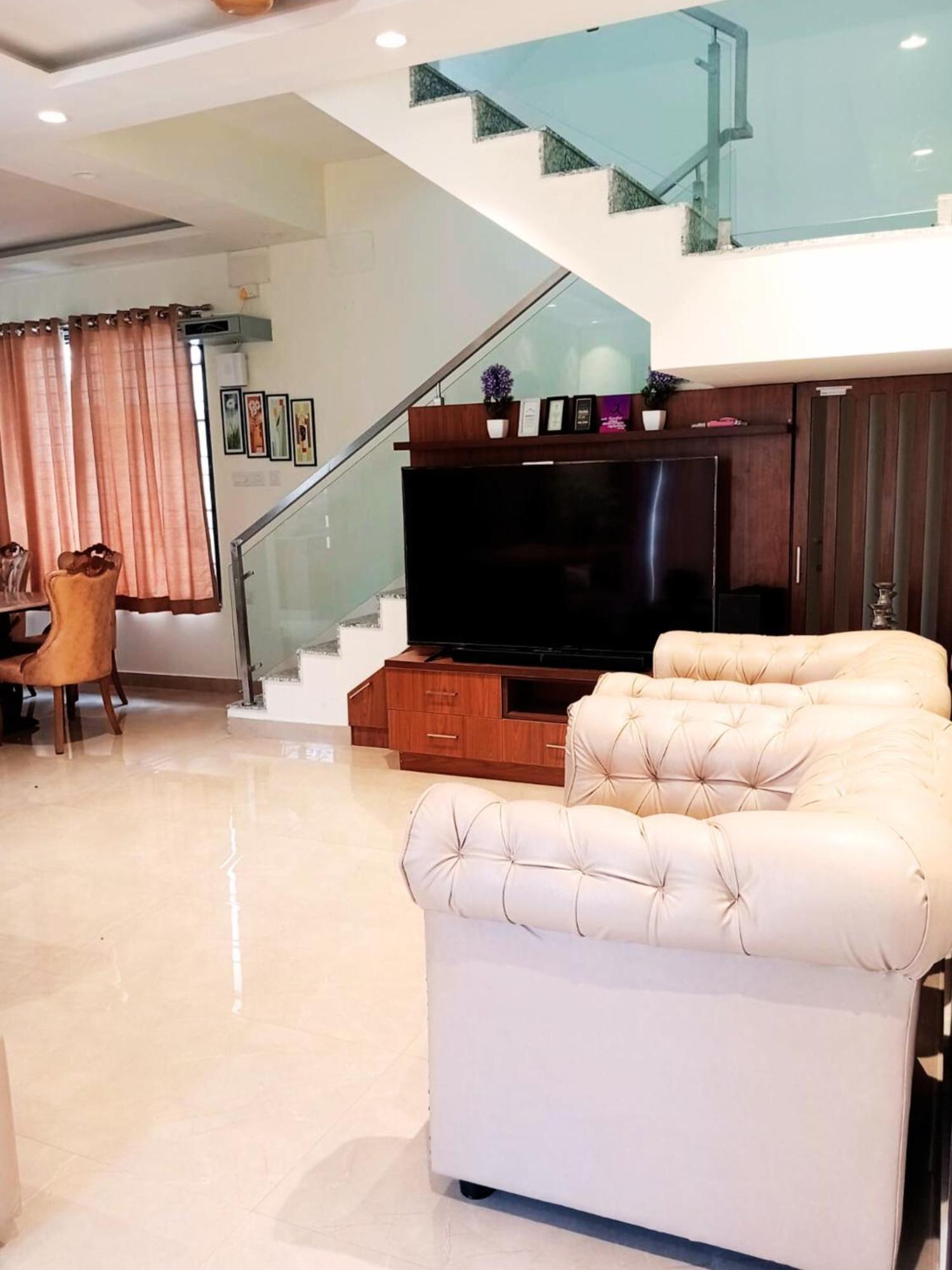 Private Villa With Swimming Pool Chennai Bagian luar foto